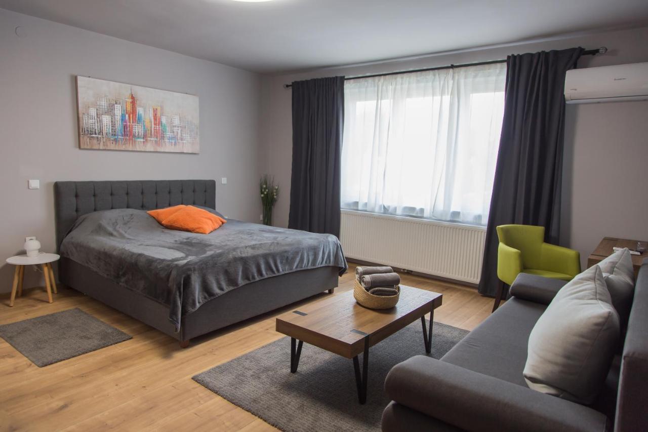 Holiday Home Thesaurum Karanac Esterno foto